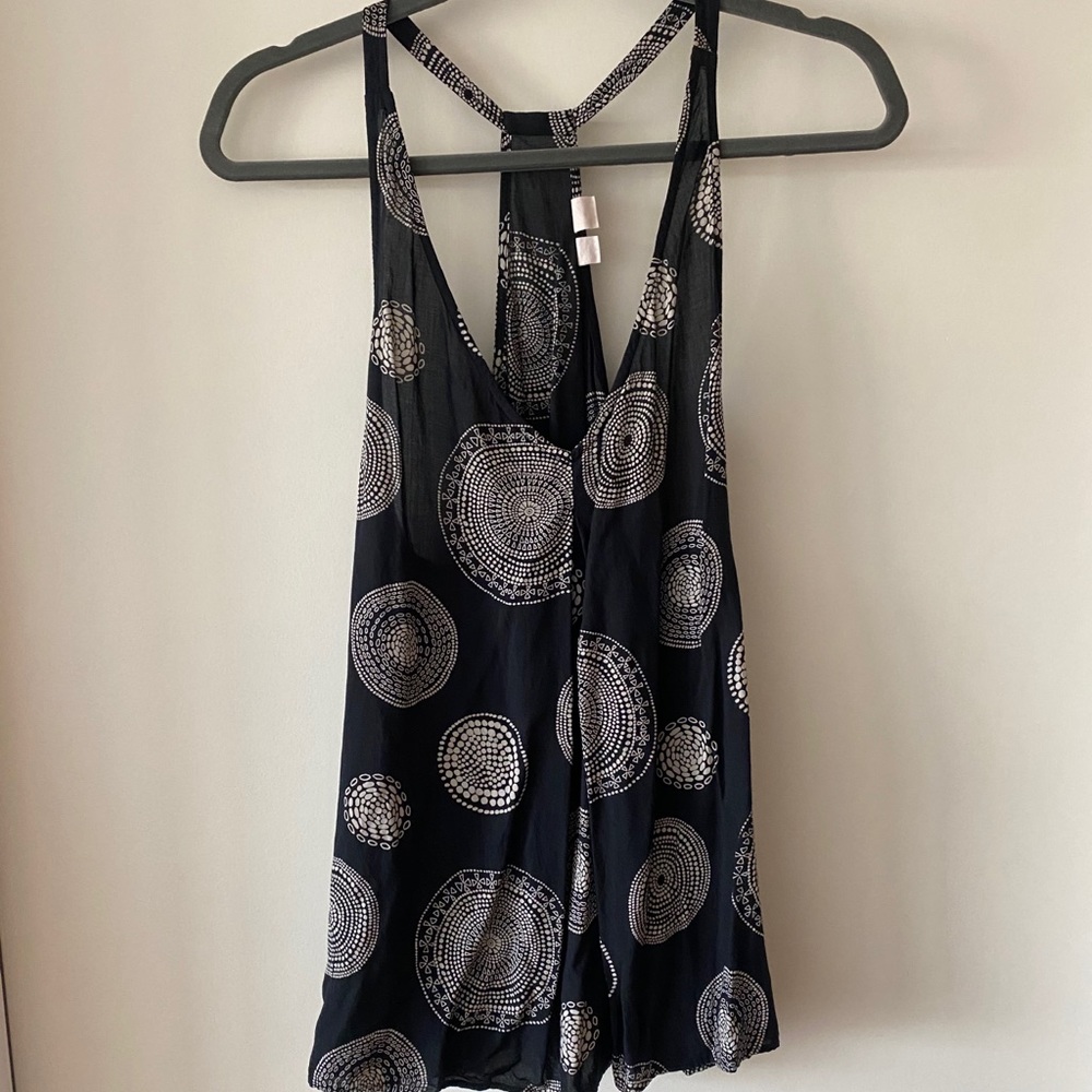 Size L Melrose & Market flowy top